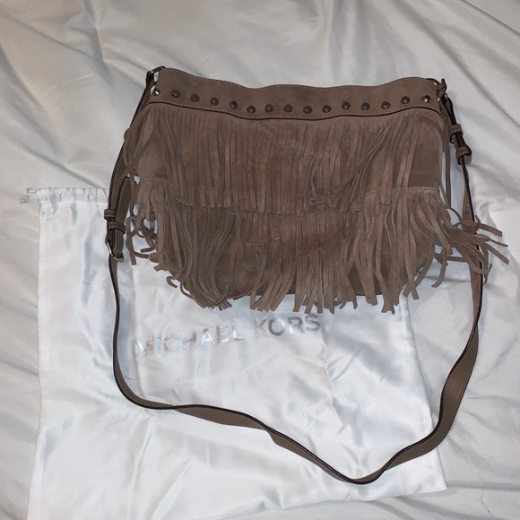 Michael Kors Medium Suede Billy Shoulder Bag - Picture 2 of 6